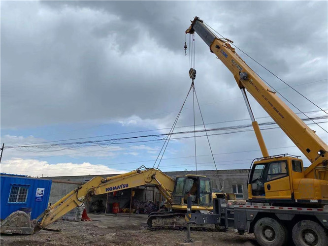 康保县25吨吊车的工作半径是多少？